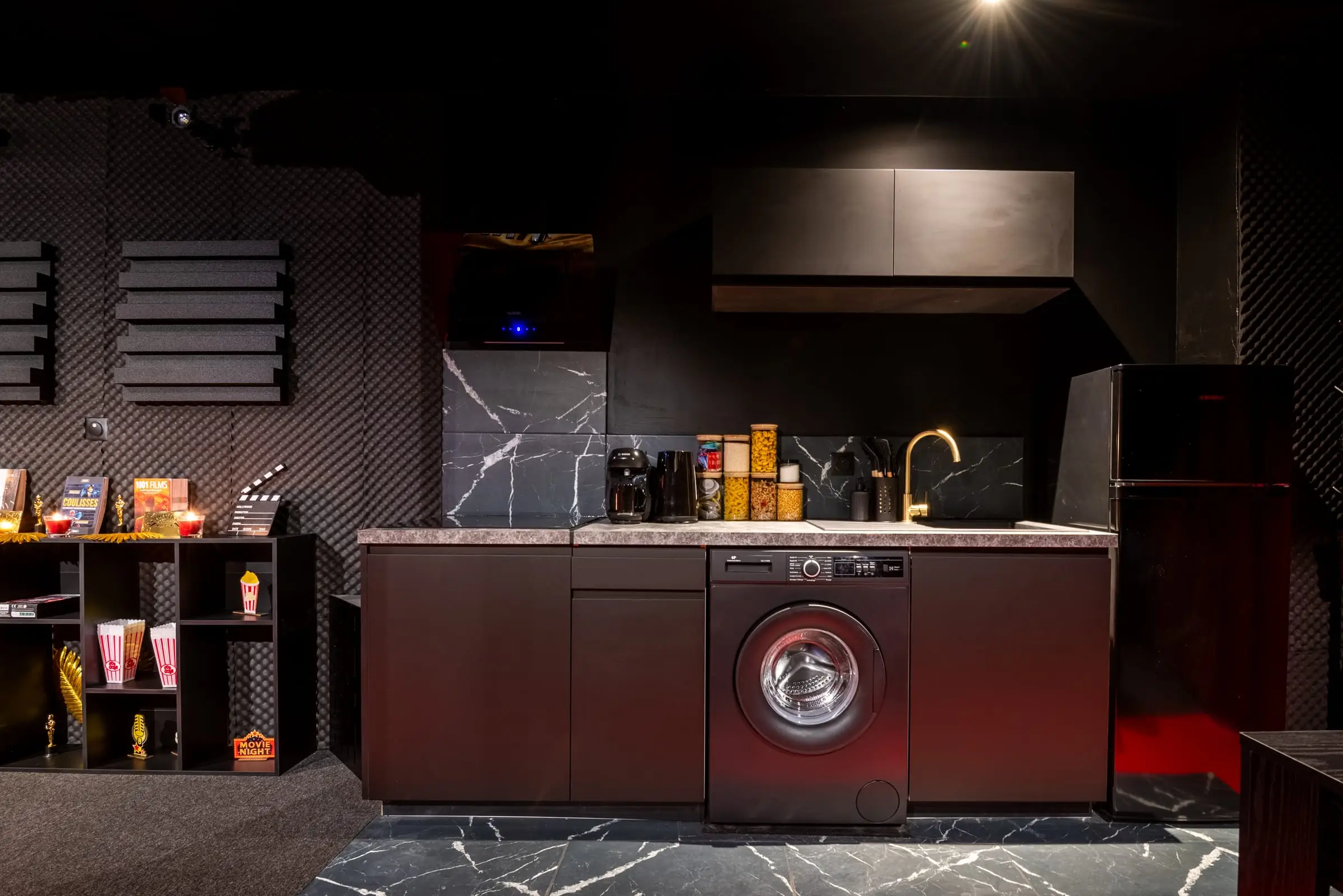 Cinéma Provence — Un loft-cinéma privé au cœur d'Avignon (8/19)